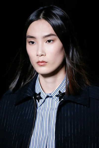 Look 74